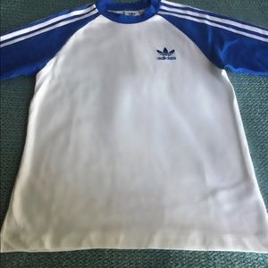 Adidas longsleeve three stripes tee.